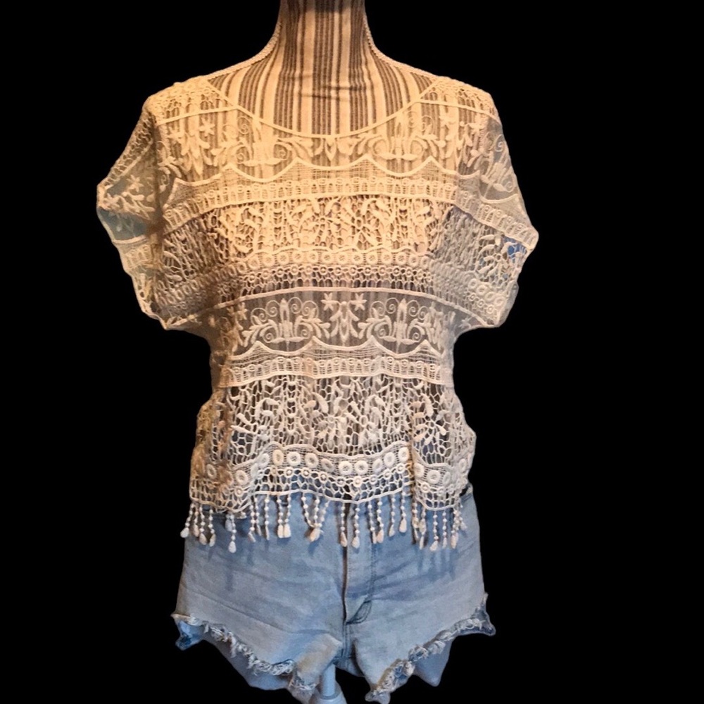 5: xhilaration knit top. Sz s. Gently used.